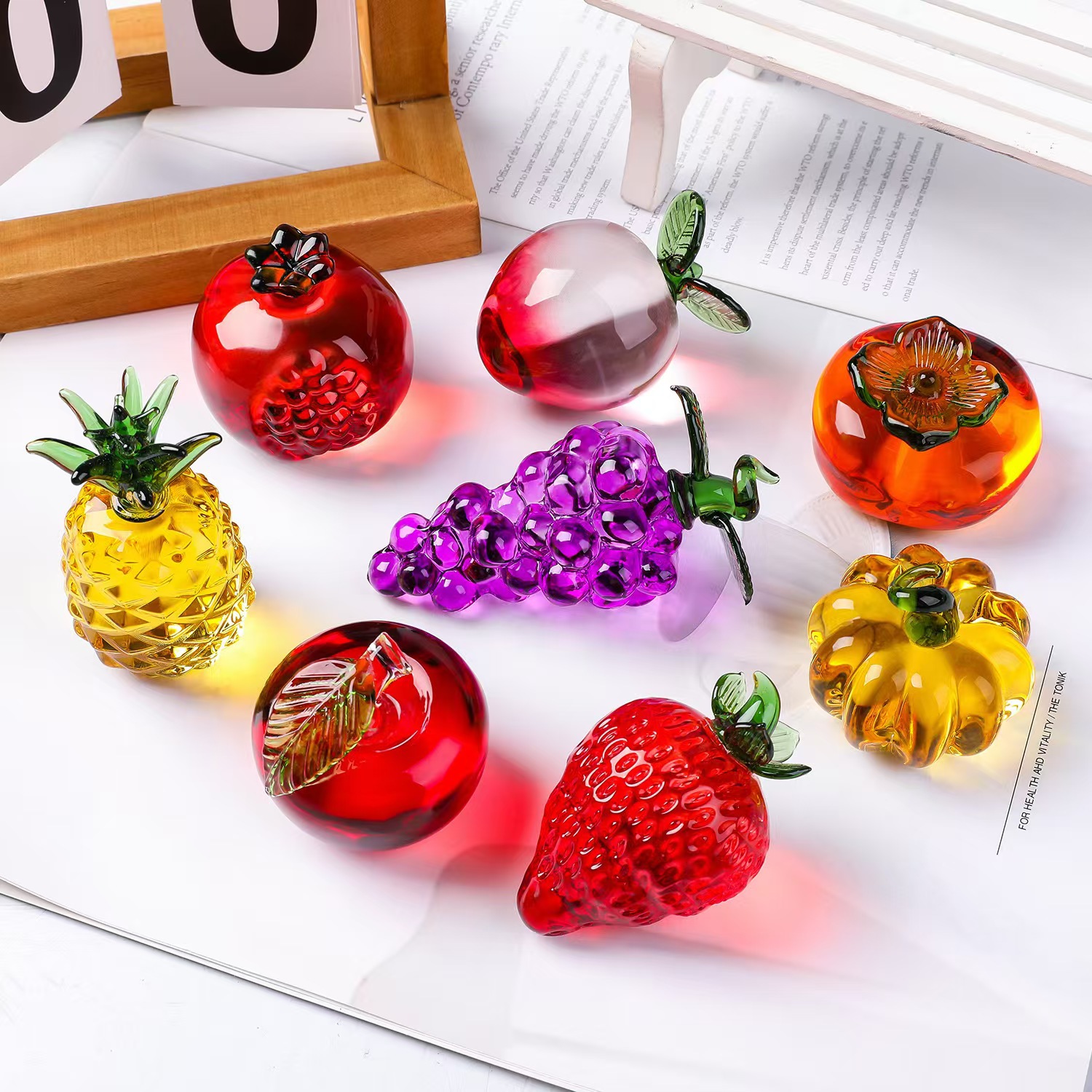 Crystal fruit Paperweight with - Paper Weight Crystal のレビューと価格