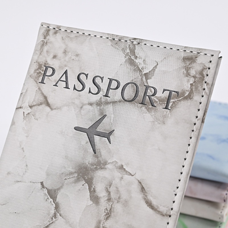 BT21 Passport Covers Ultra-thi - Index Card Holder のレビューと価格